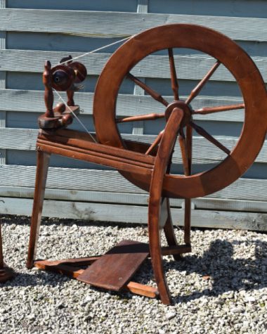 Spinning wheel